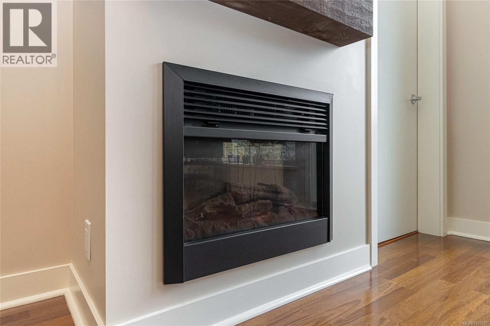 #407 1395 BEAR MOUNTAIN PKWY - 9