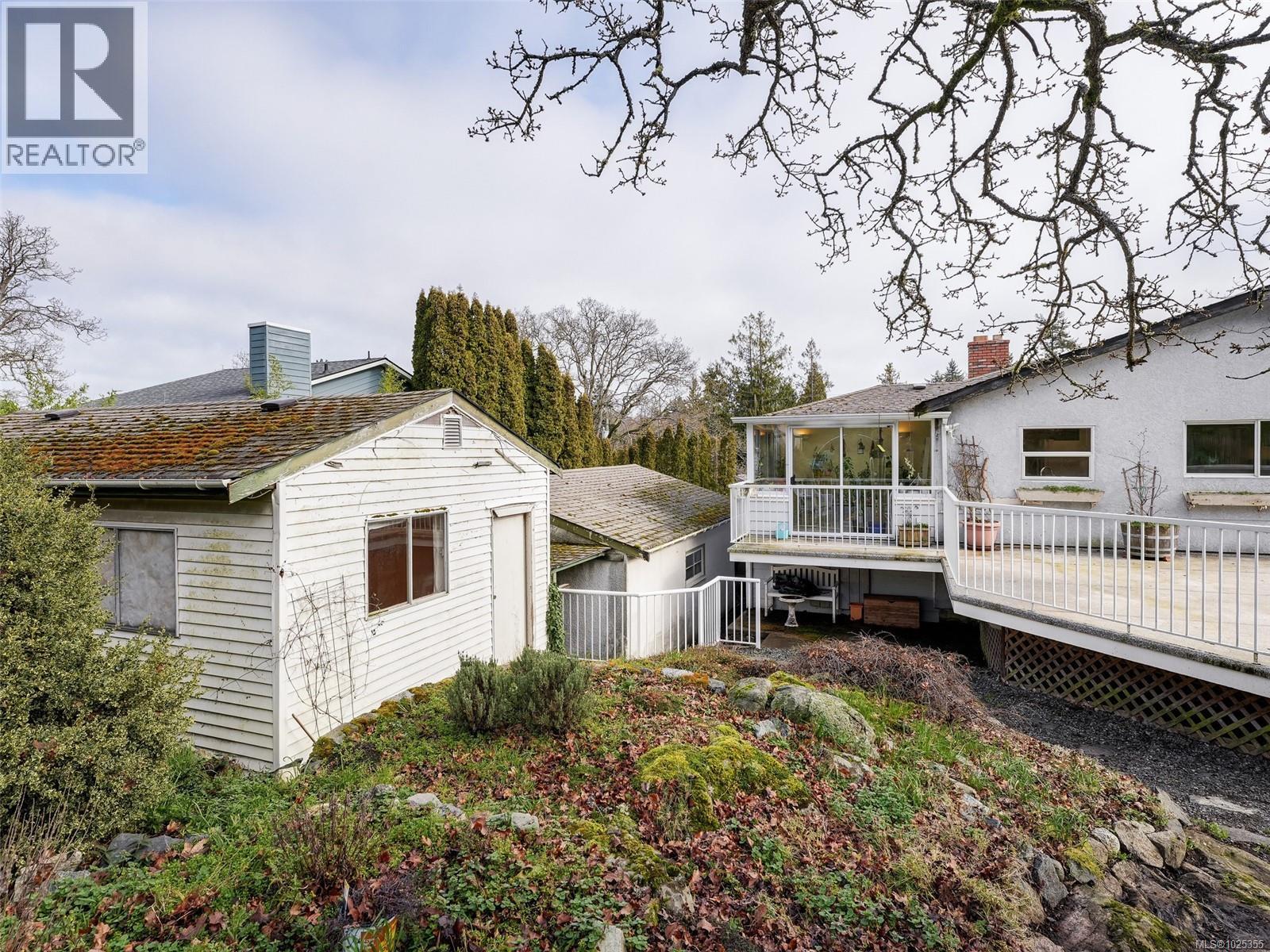  3900 Ascot Drive, Saanich