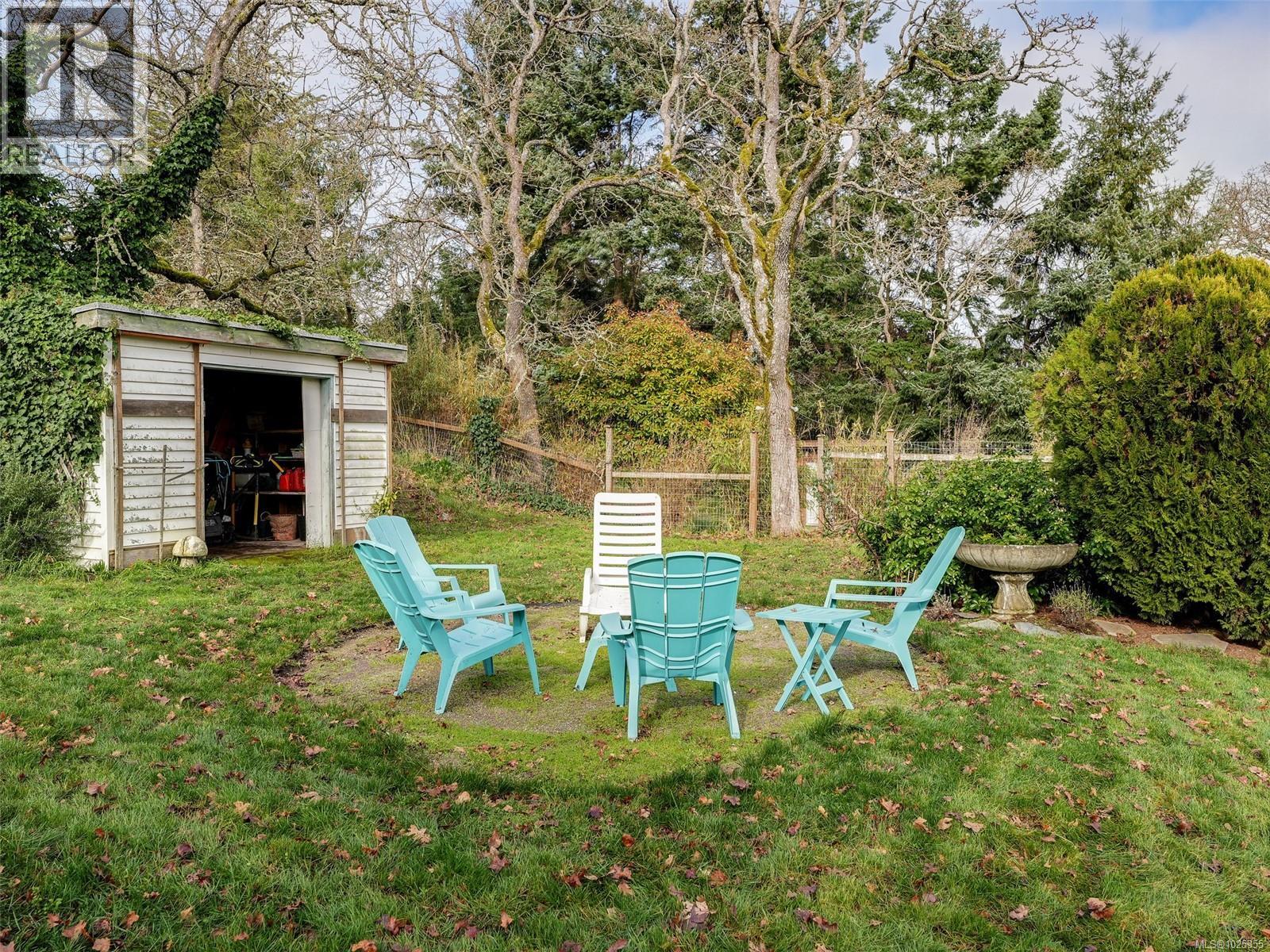  3900 Ascot Drive, Saanich