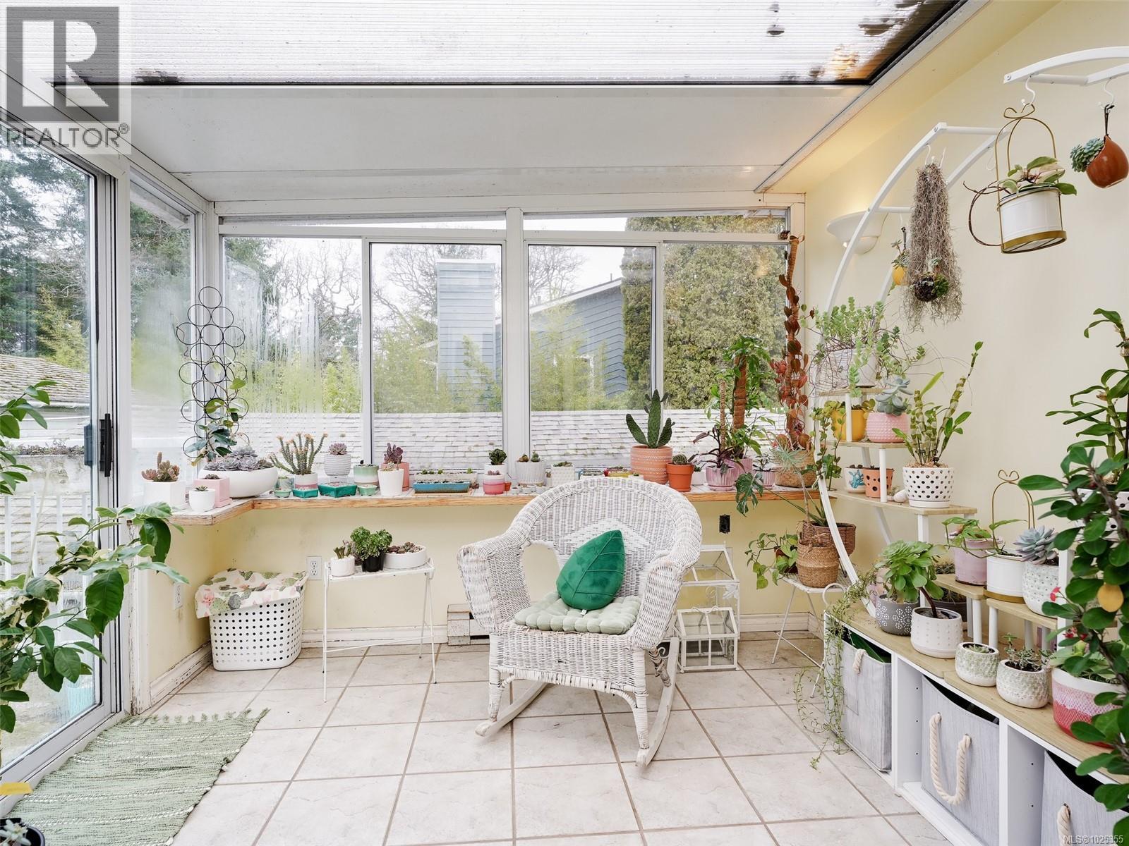  3900 Ascot Drive, Saanich