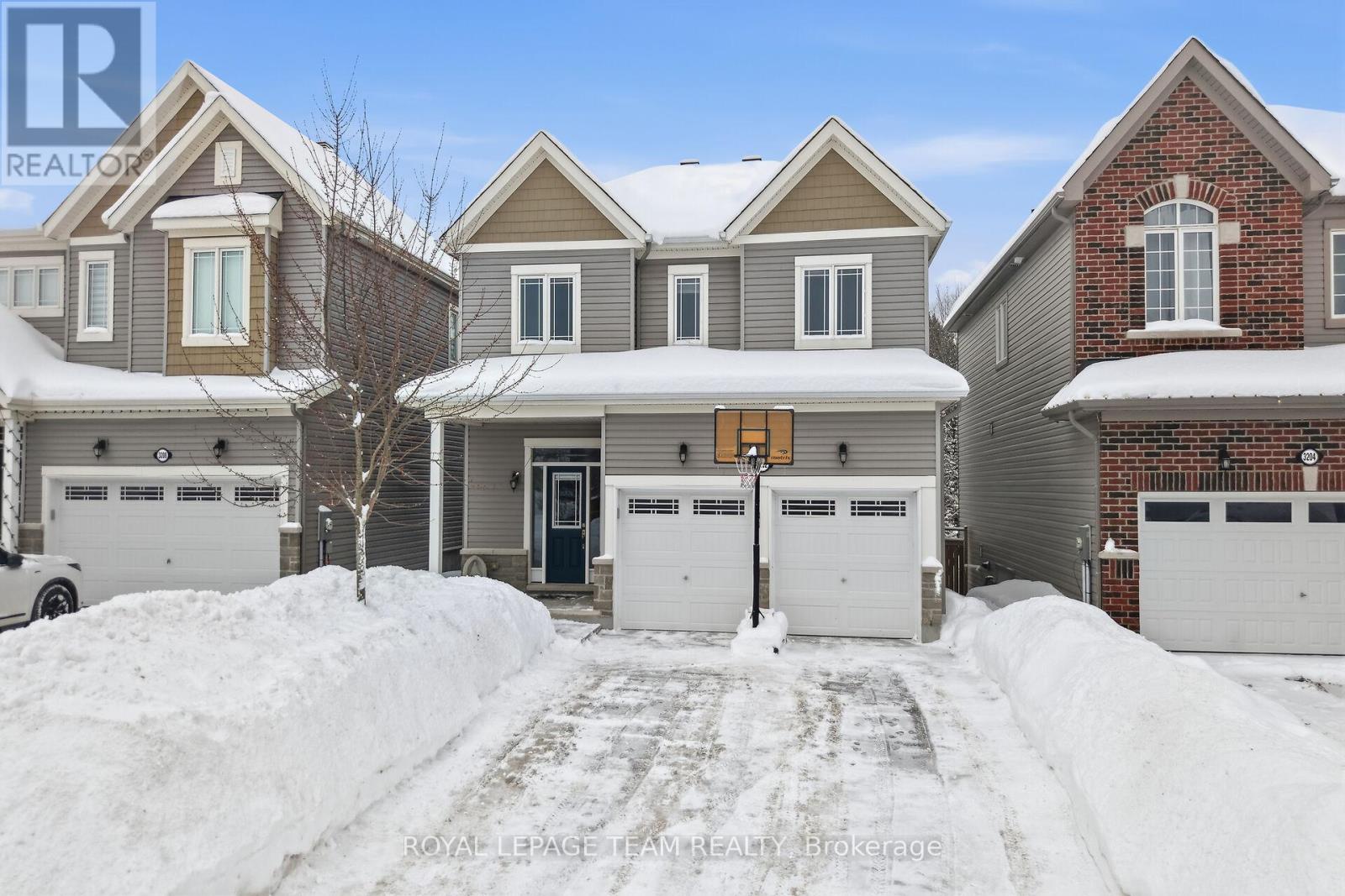 3202 Harvester Crescent