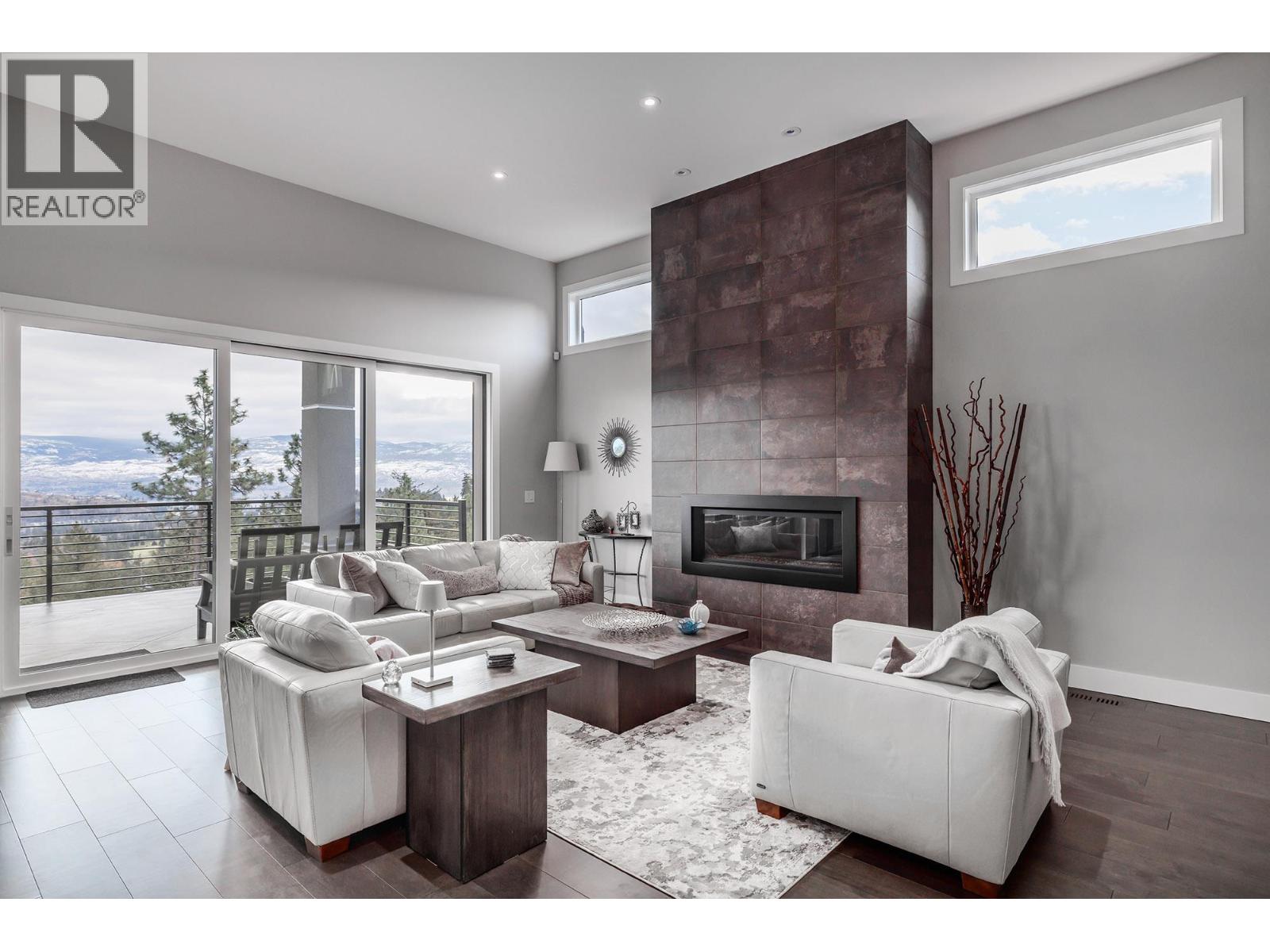 2501 Tallus Heights Drive, West Kelowna