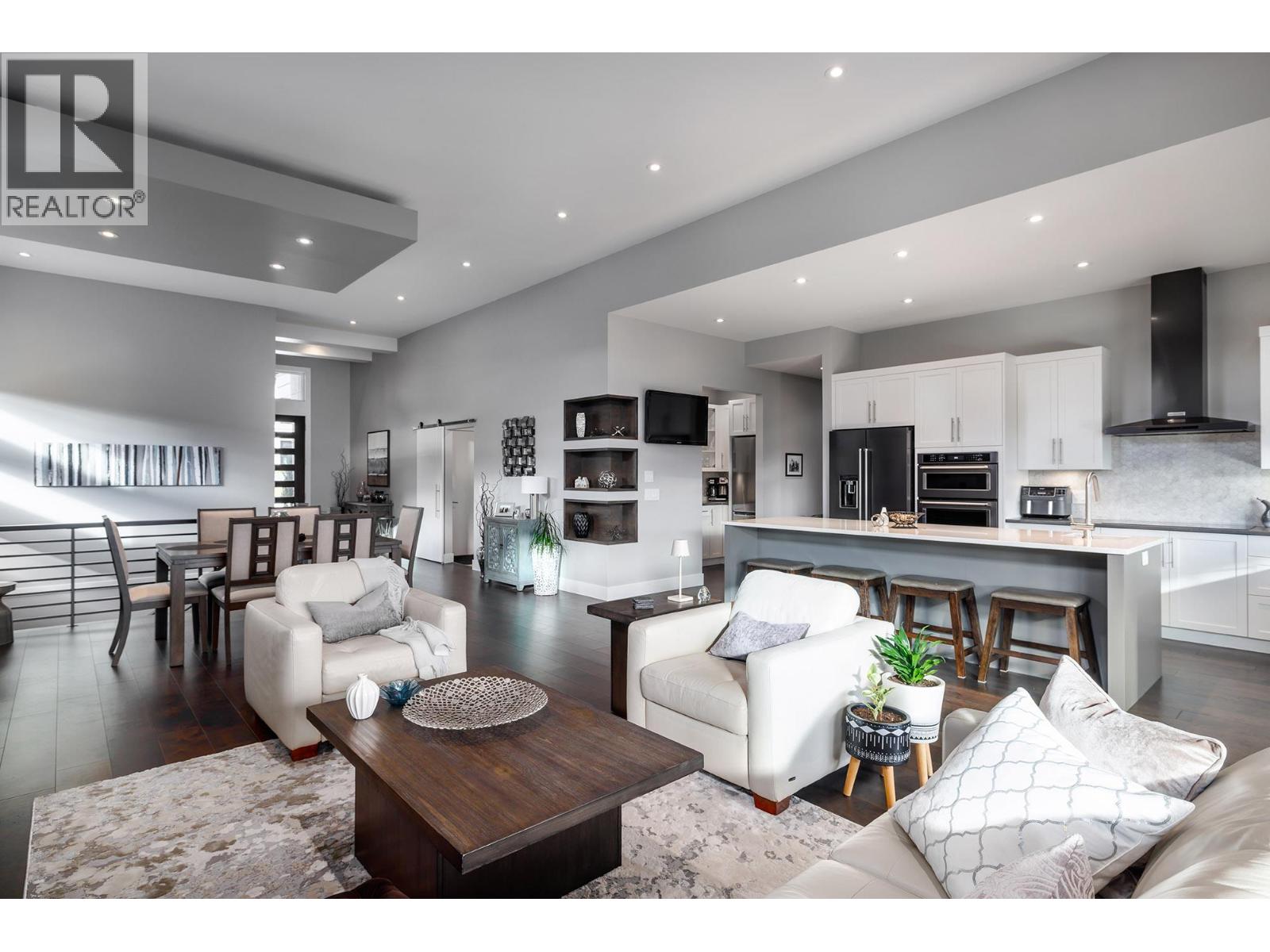 2501 Tallus Heights Drive, West Kelowna