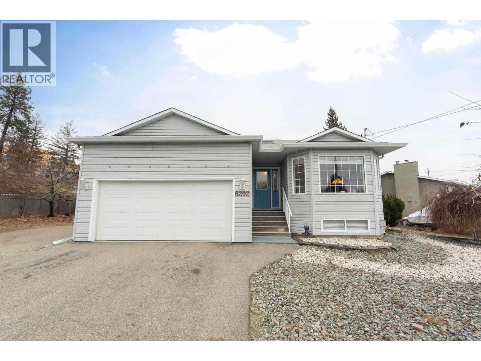 6292 Whinton Crescent - 2