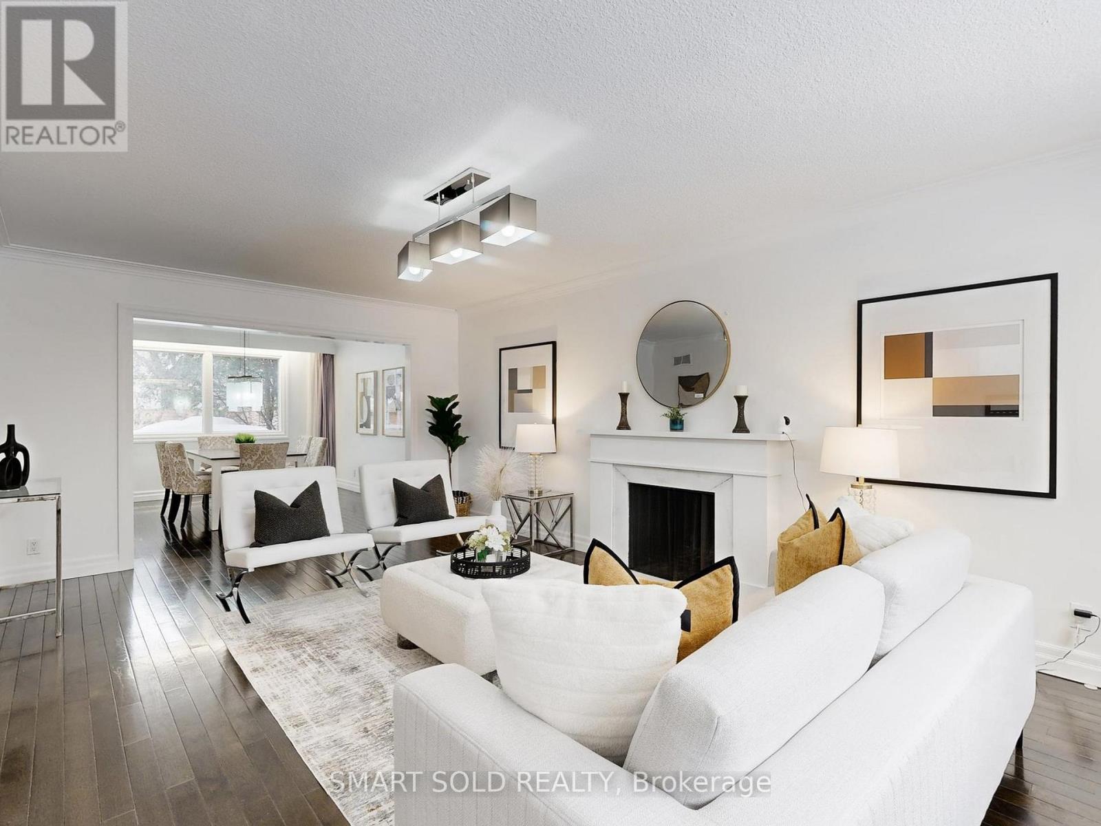 9 CARLUKE CRESCENT - Photo 4 of 36, Toronto (St. Andrew-Windfields), Ontario