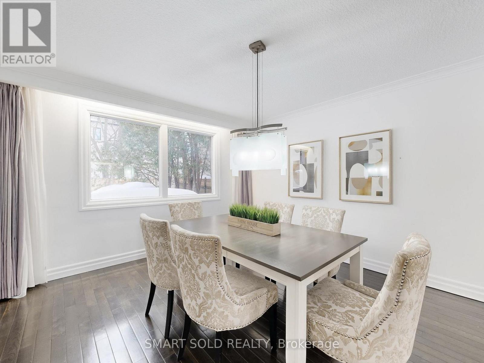 9 CARLUKE CRESCENT - Photo 5 of 36, Toronto (St. Andrew-Windfields), Ontario