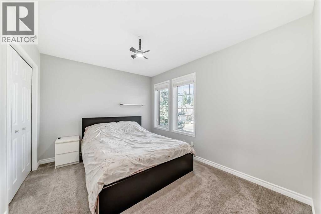 Single Family House for Sale in  Chaparral Drive SE Chaparral Calgary 