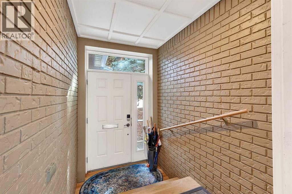 Single Family House Bungalow for Sale in  Oakmount Way SW Oakridge Calgary 