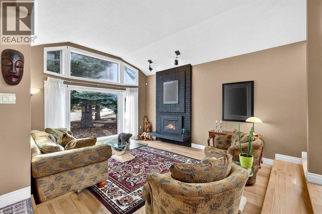 Single Family House Bungalow for Sale in  Oakmount Way SW Oakridge Calgary 