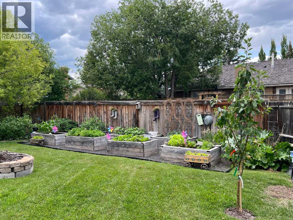 Single Family House Bungalow for Sale in  Oakmount Way SW Oakridge Calgary 