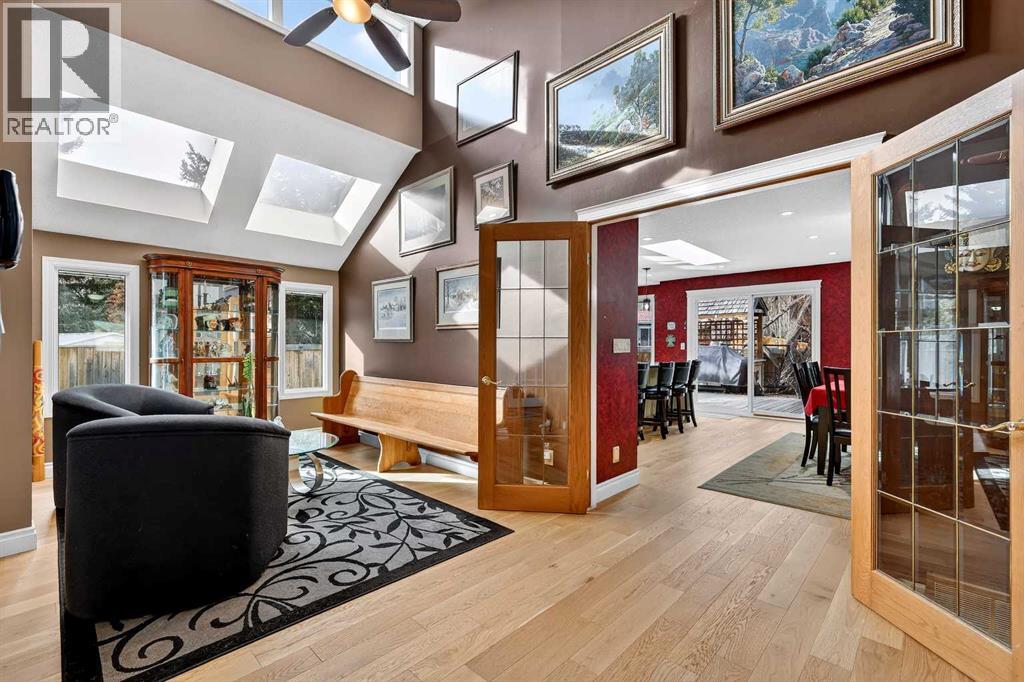 Single Family House Bungalow for Sale in  Oakmount Way SW Oakridge Calgary 