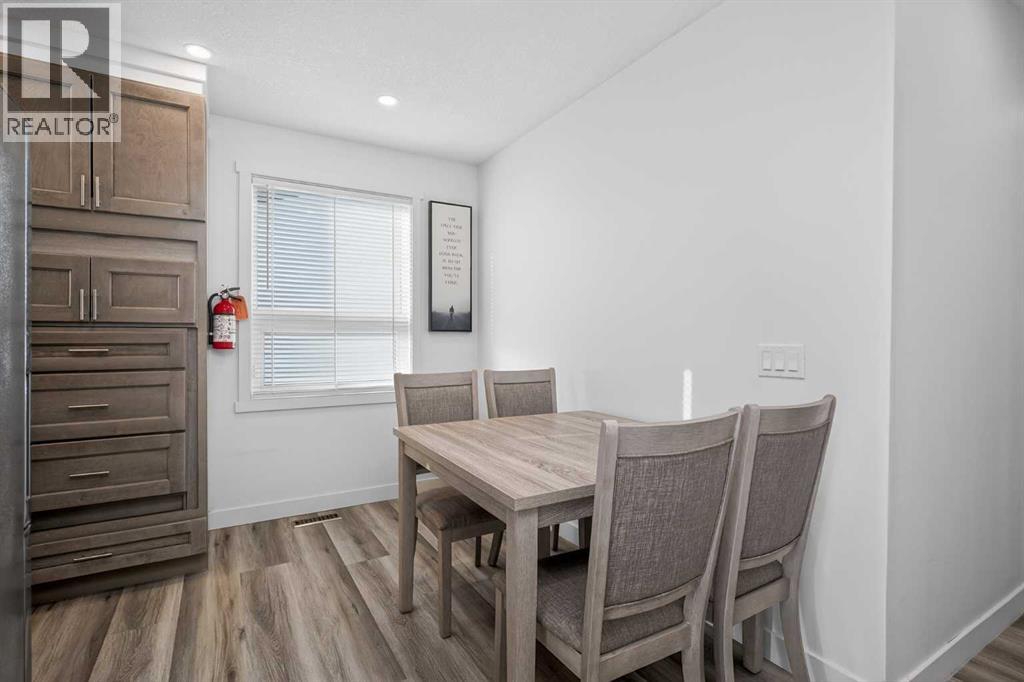 Single Family House Bi-level for Sale in  Bernard Close NW Beddington Heights Calgary 