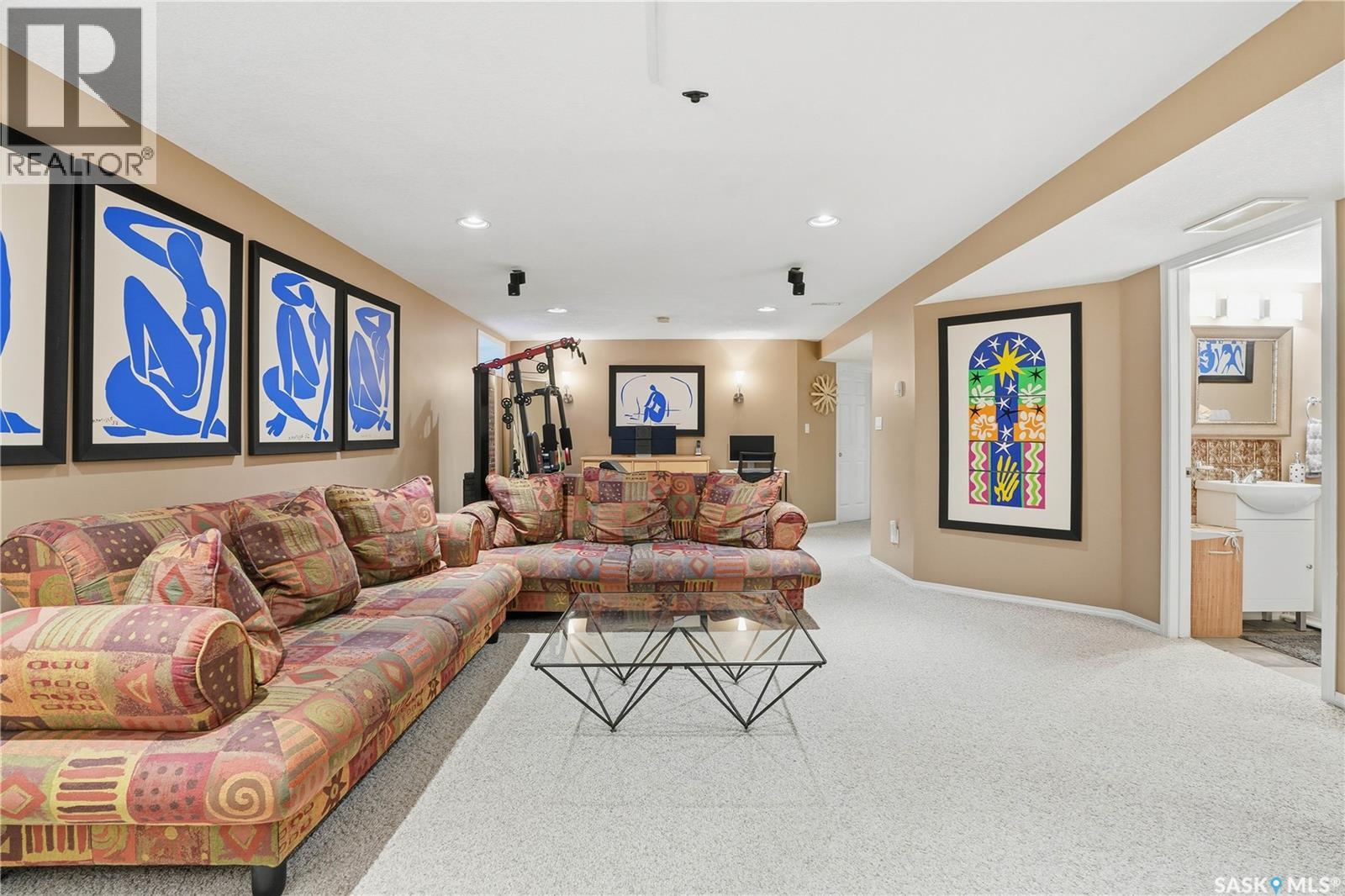 Single Family House Bungalow for Sale in  ST ANDREWS ROAD Regina 