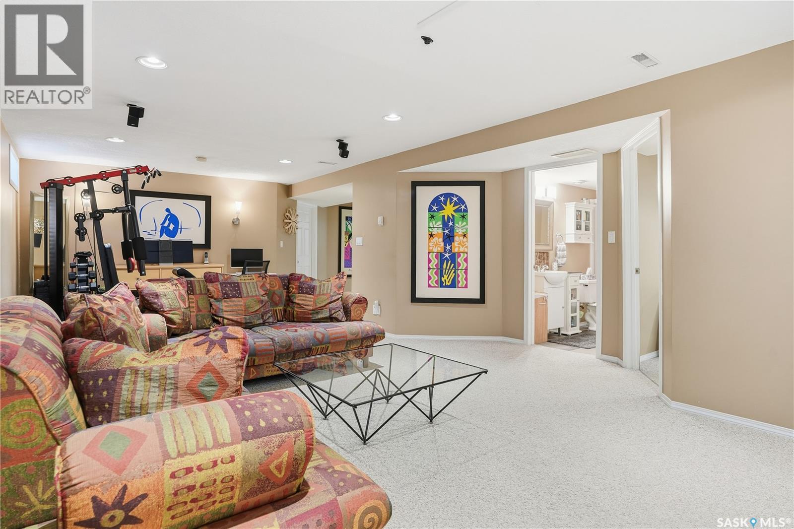 Single Family House Bungalow for Sale in  ST ANDREWS ROAD Regina 