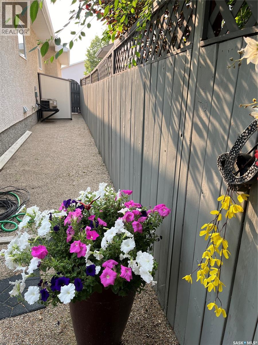 Single Family House Bungalow for Sale in  ST ANDREWS ROAD Regina 