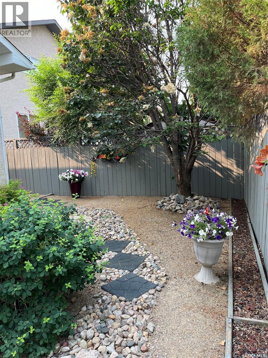 Single Family House Bungalow for Sale in  ST ANDREWS ROAD Regina 