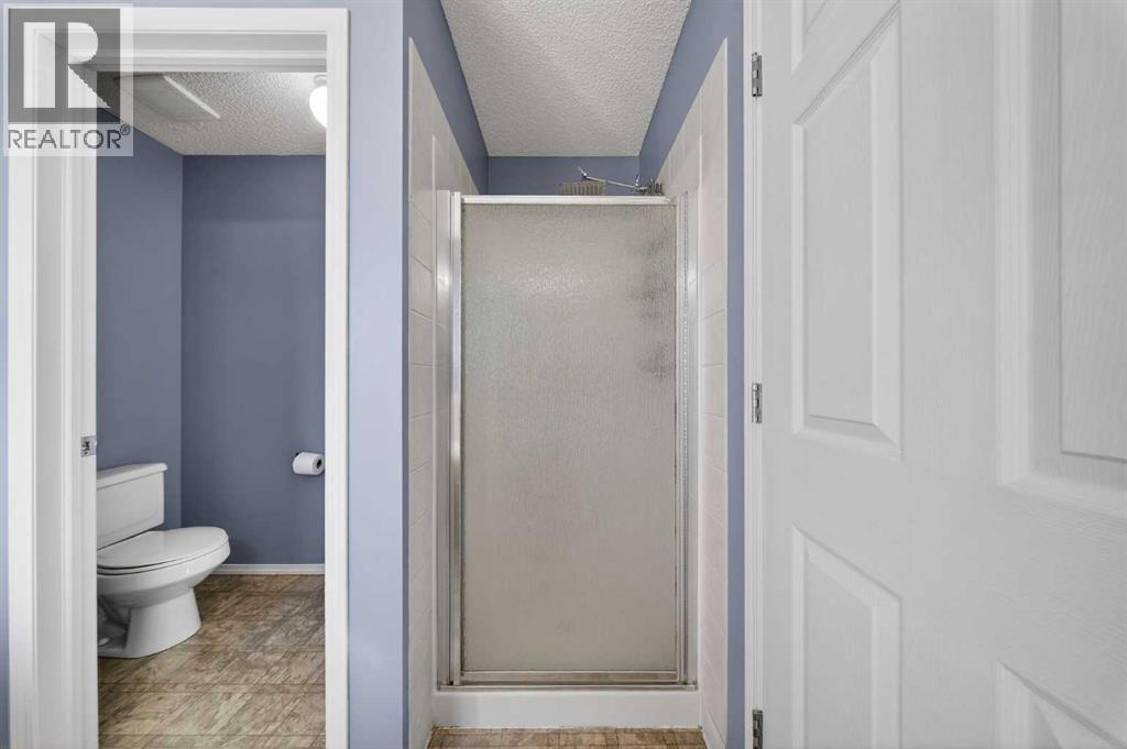 Single Family House for Sale in  Tarington Way NE Taradale Calgary 