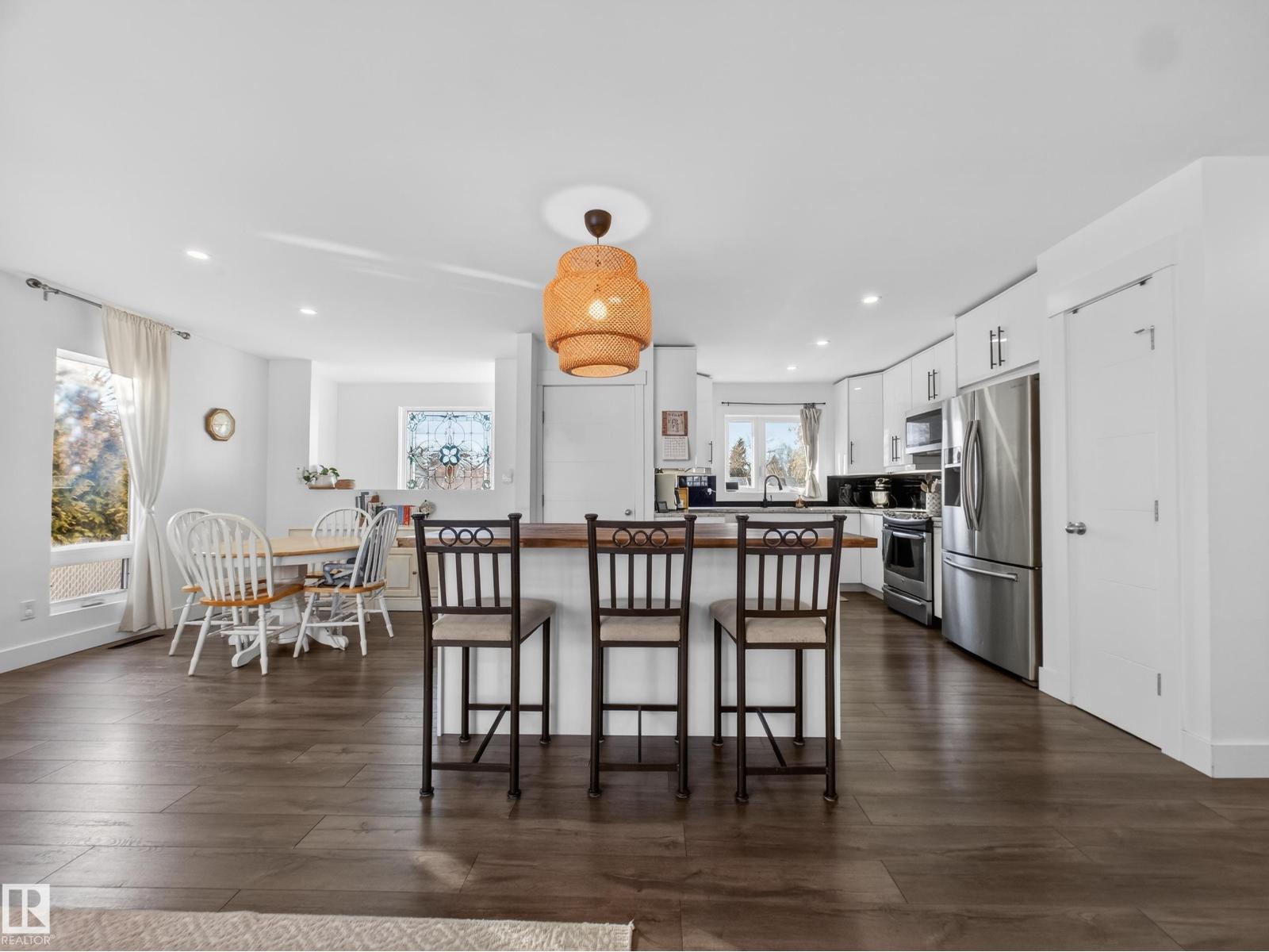 6 HIGHWOOD PL, Sherwood Park