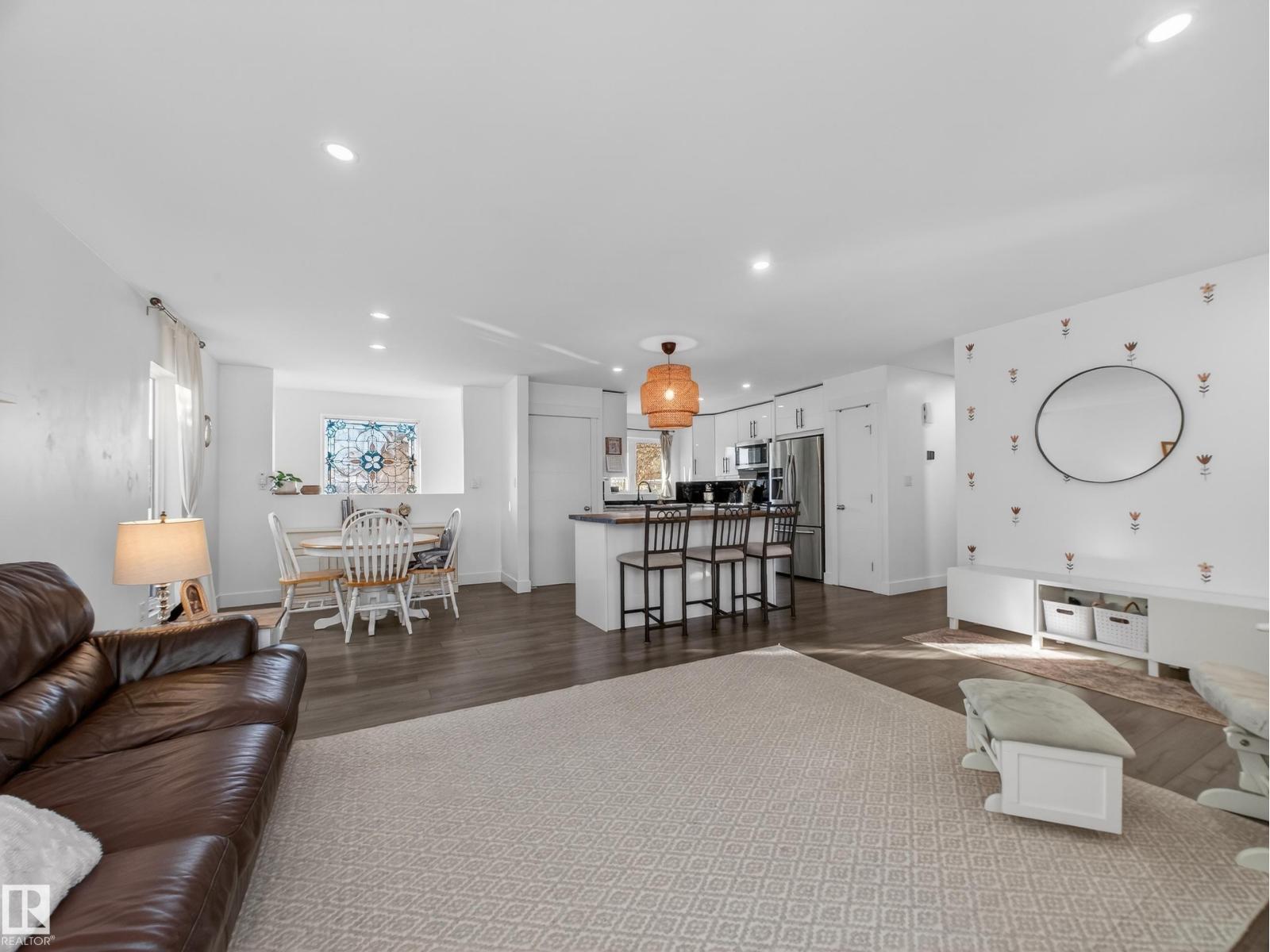 6 HIGHWOOD PL, Sherwood Park