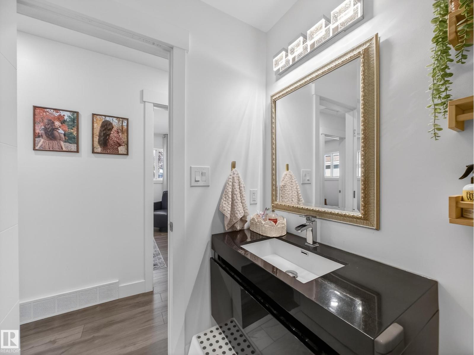 6 HIGHWOOD PL, Sherwood Park