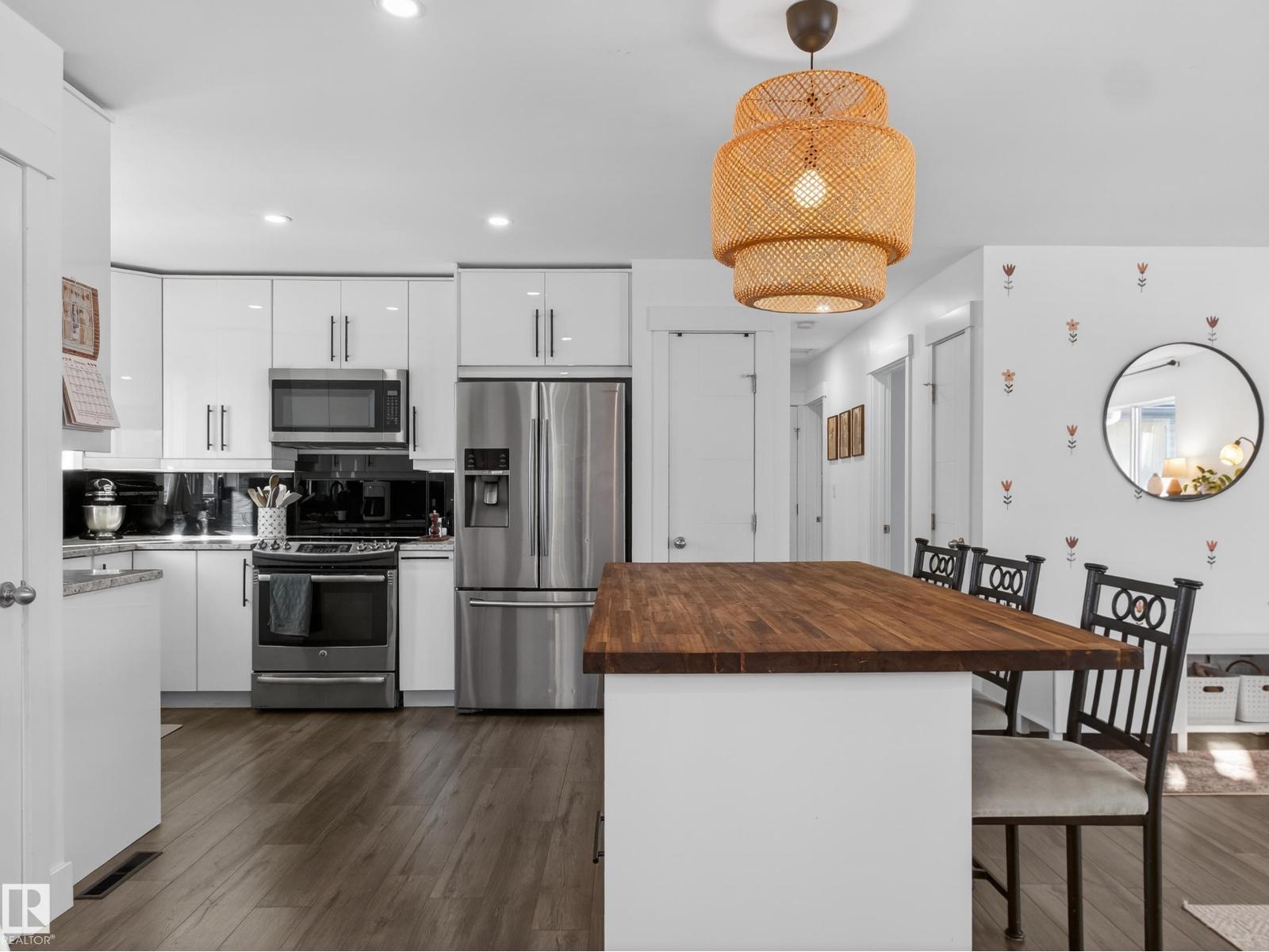 6 HIGHWOOD PL, Sherwood Park