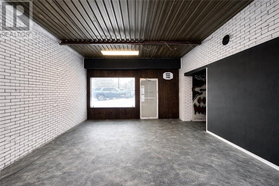 2924 Highway 69N Unit# 5B - Photo 2 of 15, Val Caron, Ontario