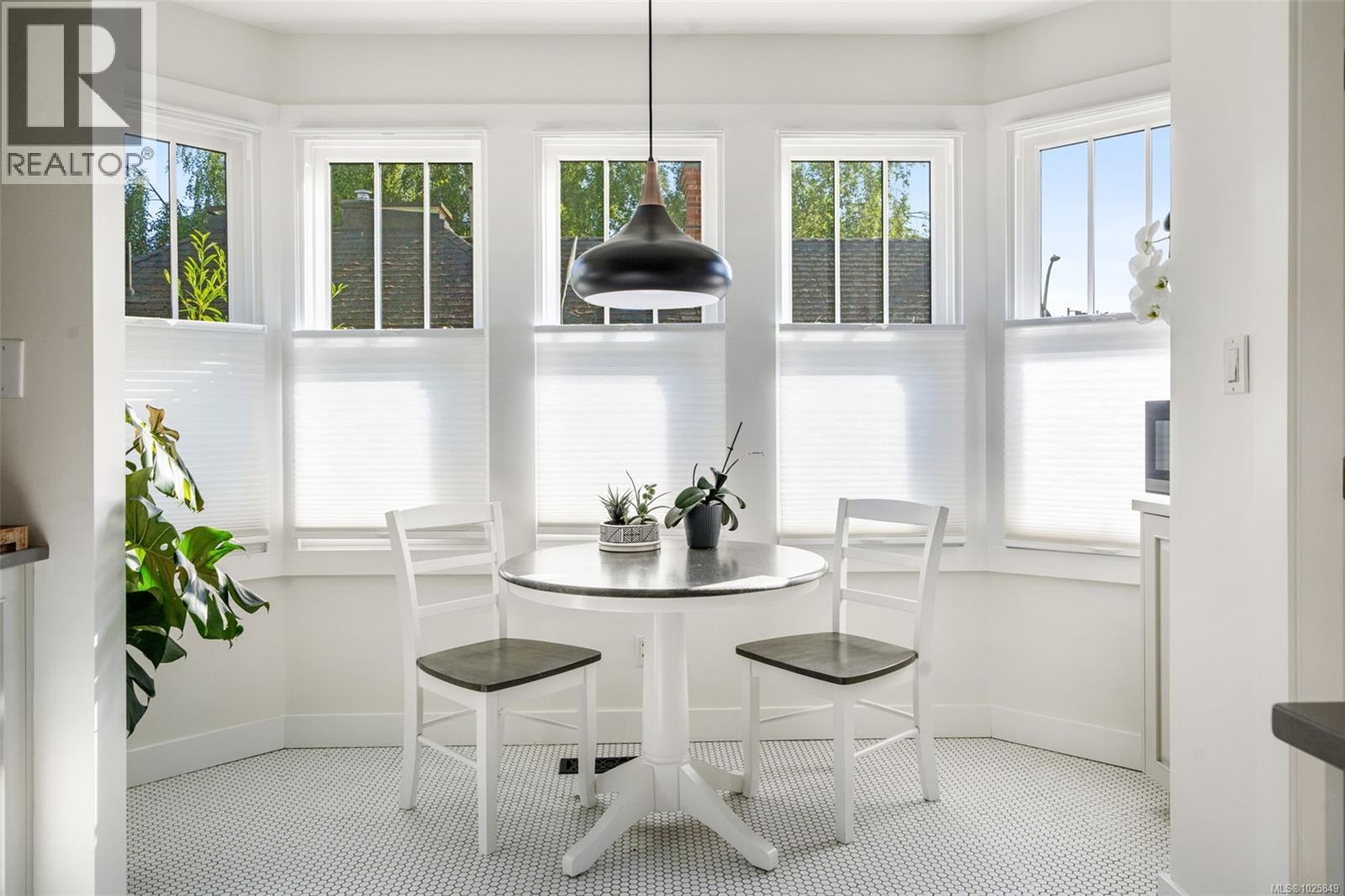 903 Collinson St, Victoria