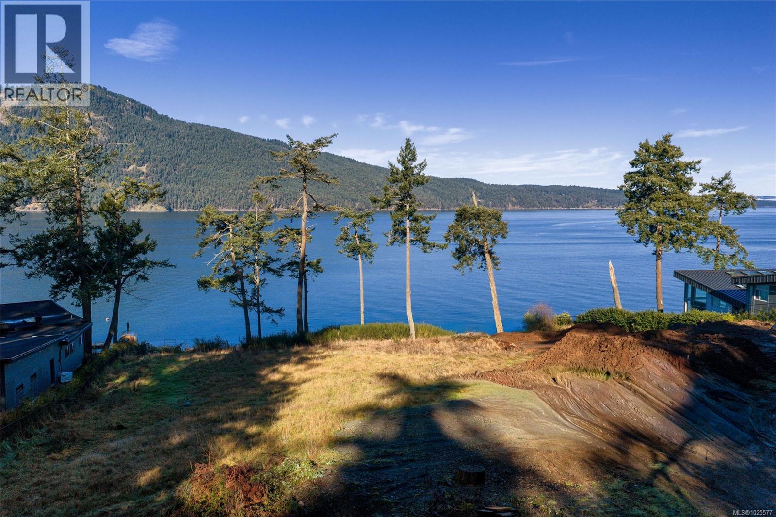 770 Lands End Rd, North Saanich