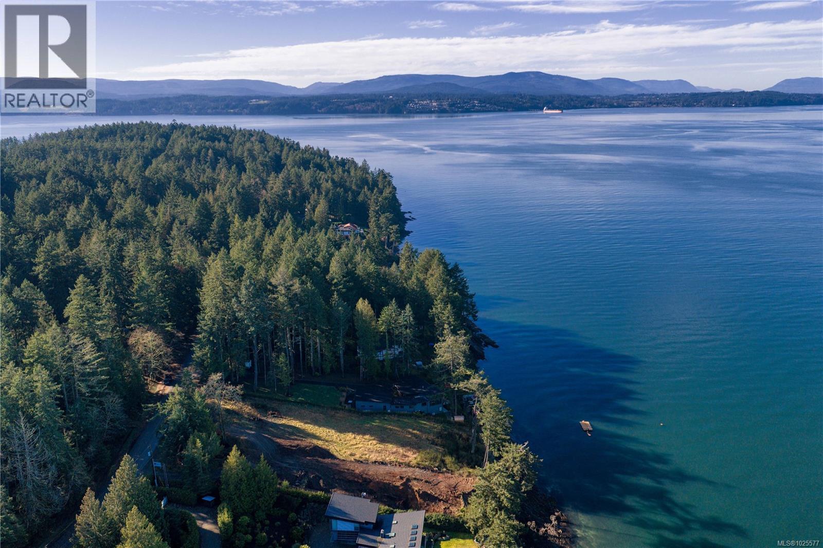 770 Lands End Rd, North Saanich