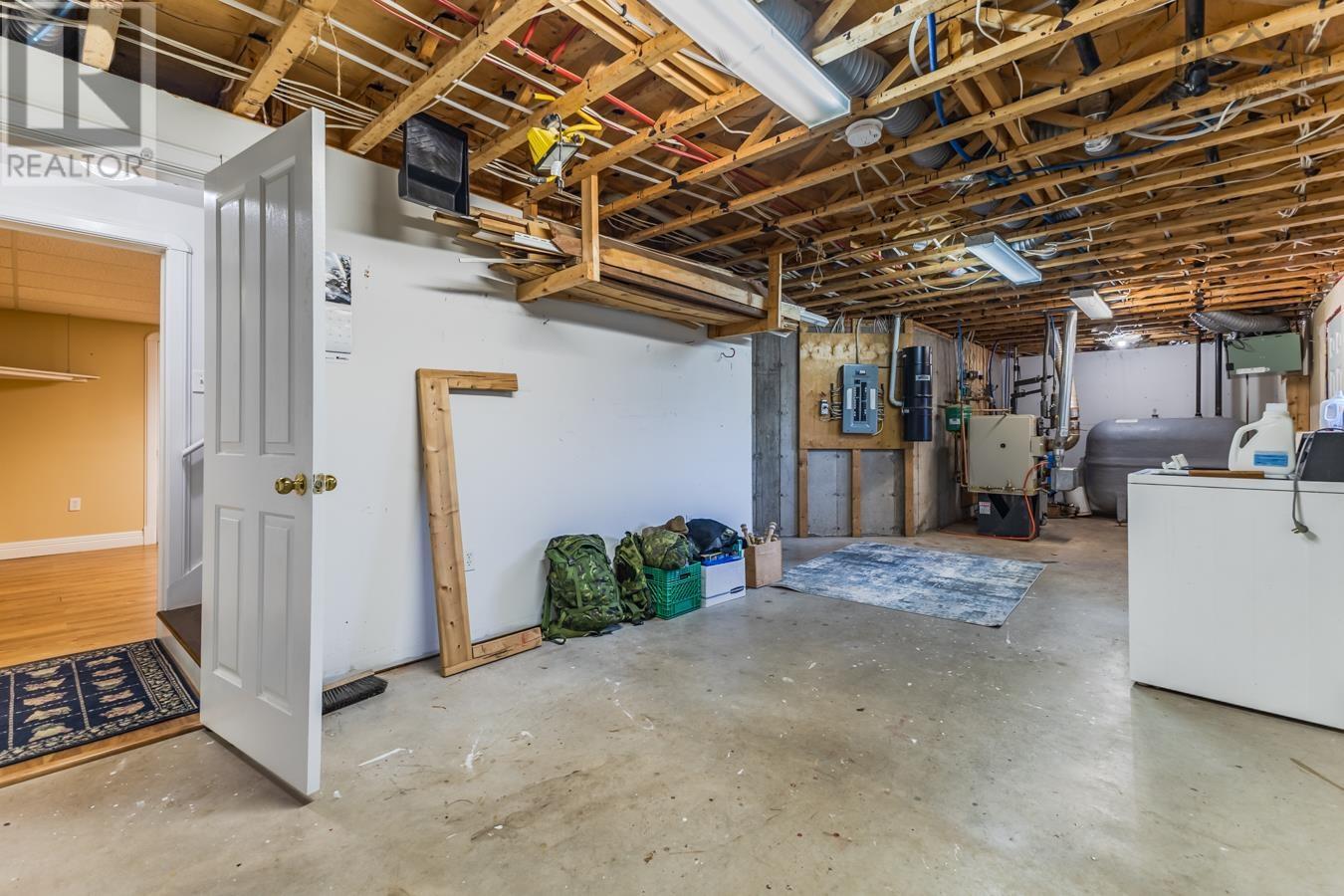 Property 33 of 49 of 157 PARKWOOD SOUTH