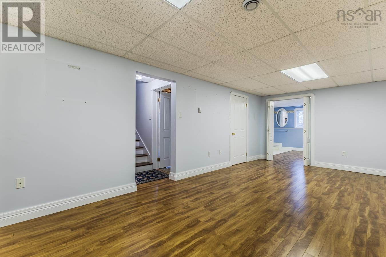 Property 25 of 49 of 157 PARKWOOD SOUTH