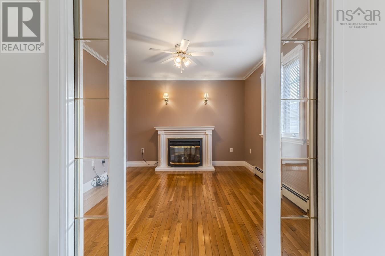 Property 7 of 49 of 157 PARKWOOD SOUTH