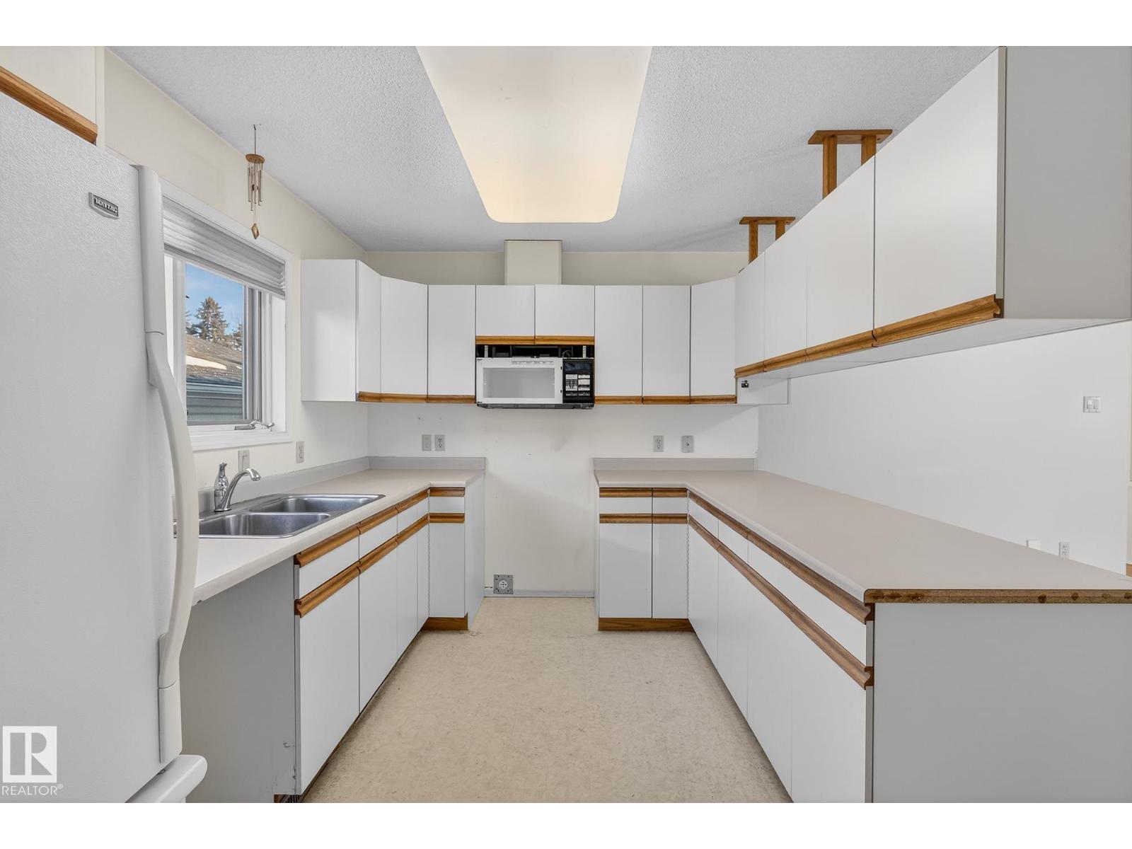 15110 103 AV NW, Edmonton