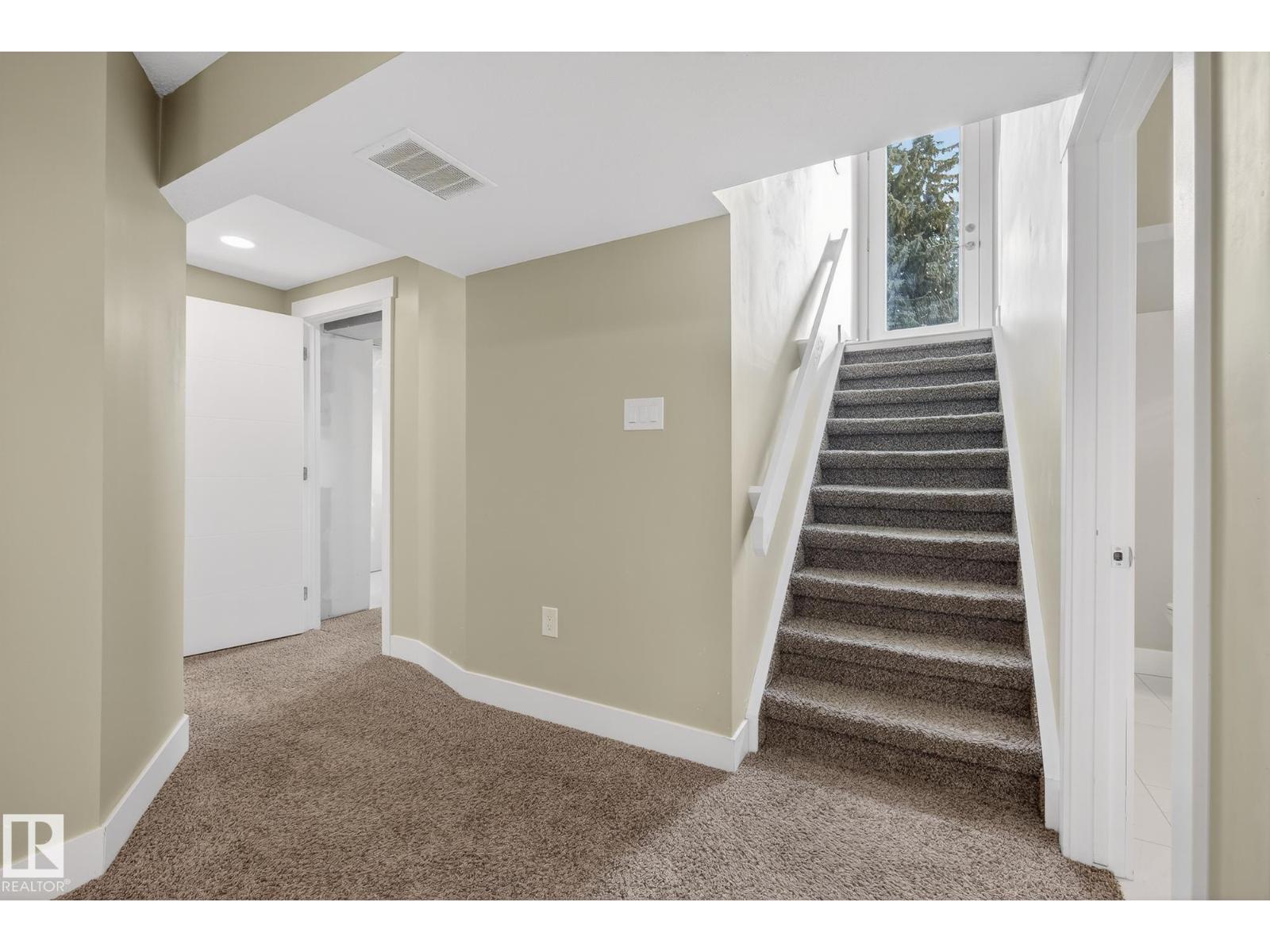 6219 150 AV NW, Edmonton