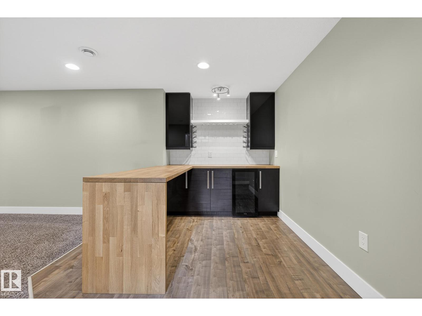 6219 150 AV NW, Edmonton