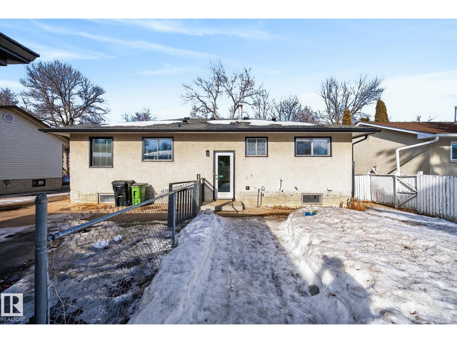 6219 150 AV NW, Edmonton