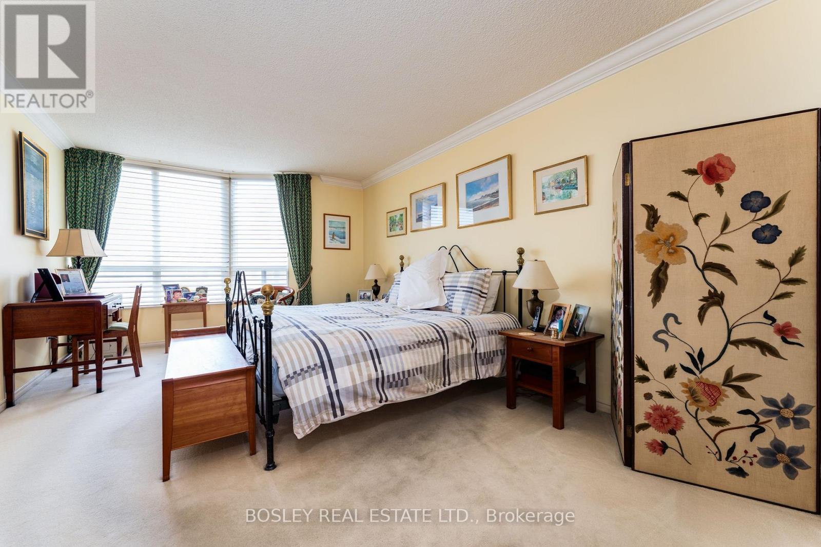#605 160 FREDERICK STREET - 12