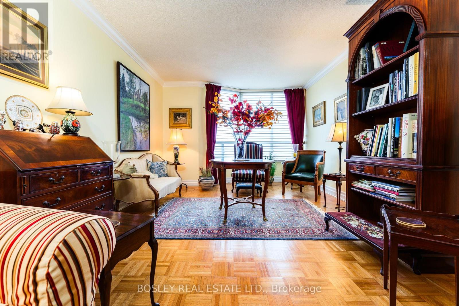 #605 160 FREDERICK STREET - 5