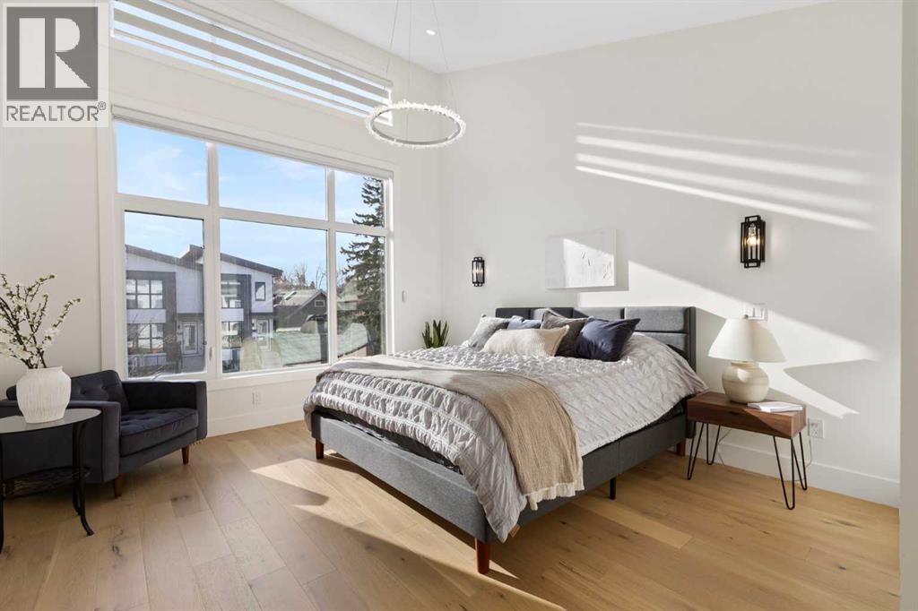 Single Family House for Sale in   Avenue NE Tuxedo Park Calgary 