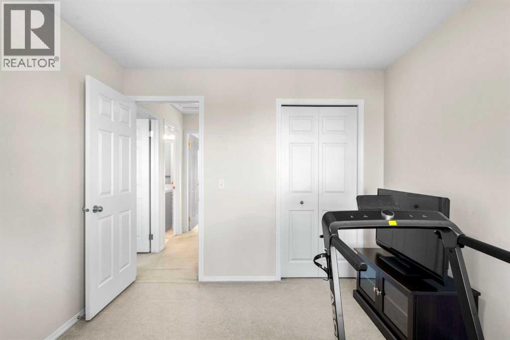 
          4 Stonegate Drive Northwest
            <br/>
            <span>Airdrie</span>
            , 
            <span>AB</span>
             <span>T4B2T2</span>
         - Photo 31