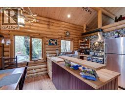 274 Merryman Drive, Mayne Island, BC V0N2J2 Photo 13