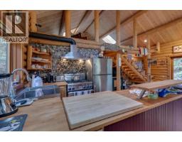 274 Merryman Drive, Mayne Island, BC V0N2J2 Photo 15