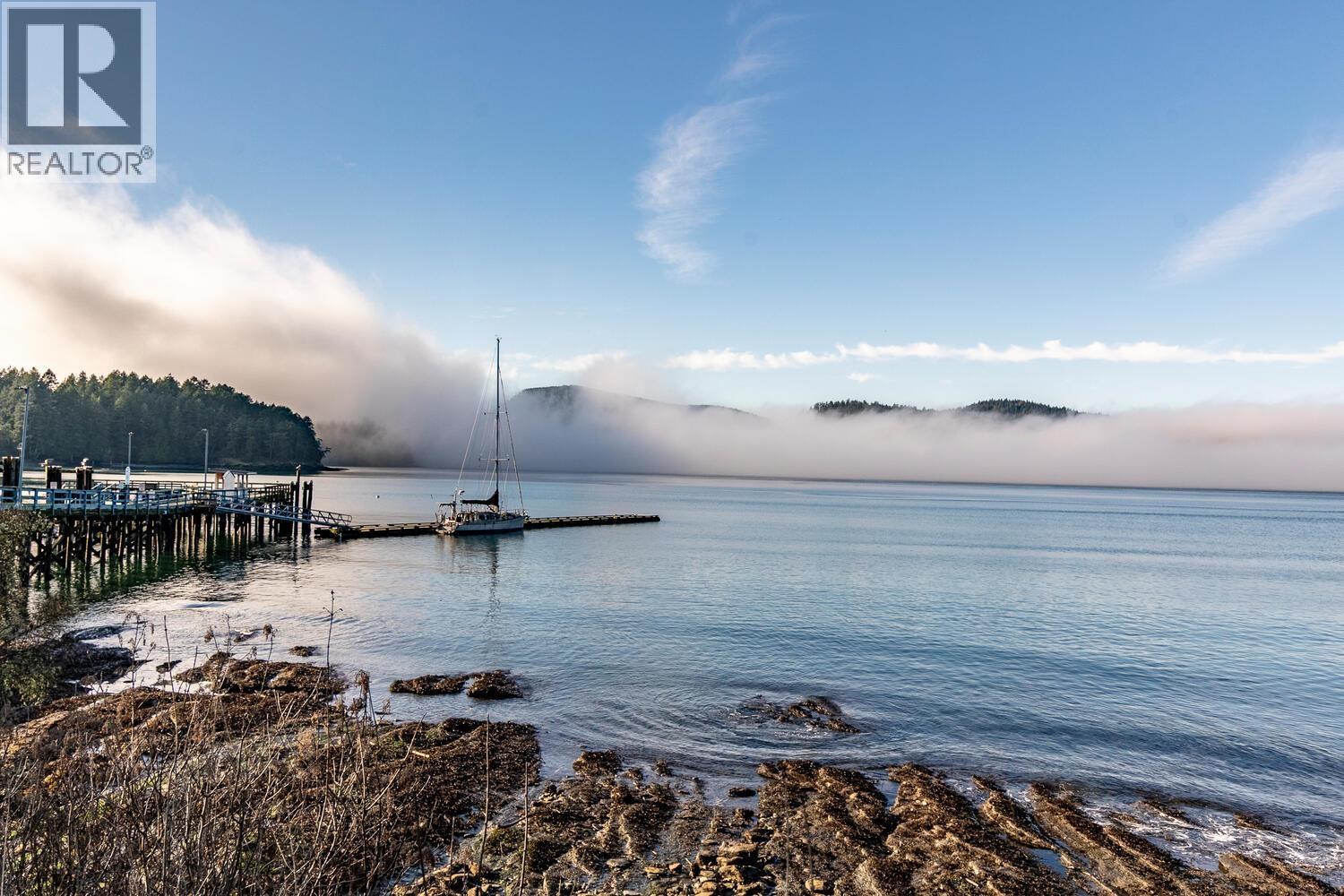 274 MERRYMAN DRIVE, Mayne Island