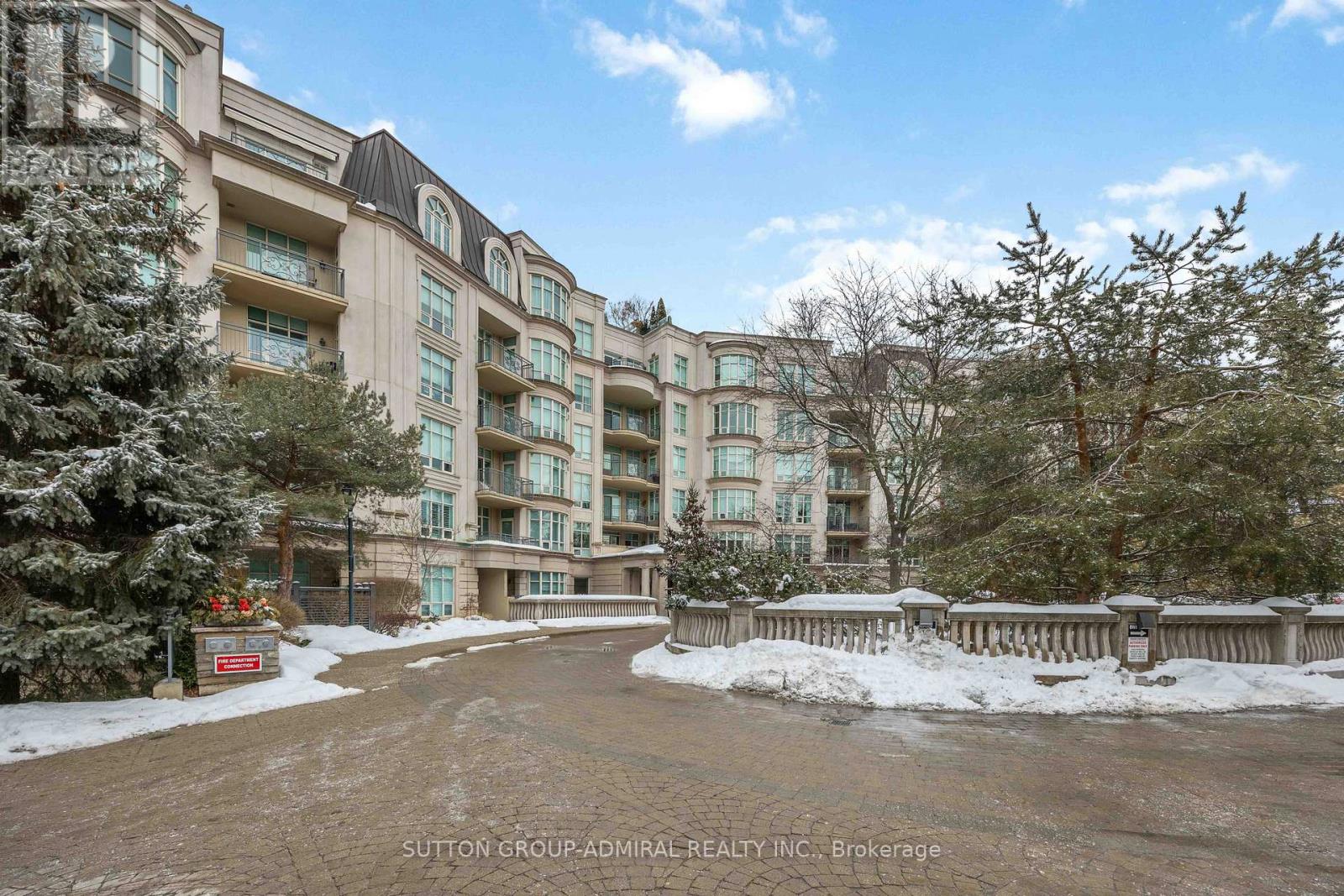 #207 7071 BAYVIEW AVENUE - 1