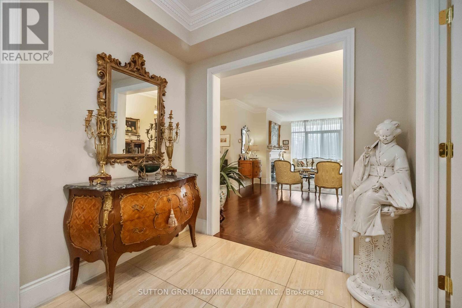 #207 7071 BAYVIEW AVENUE - 6