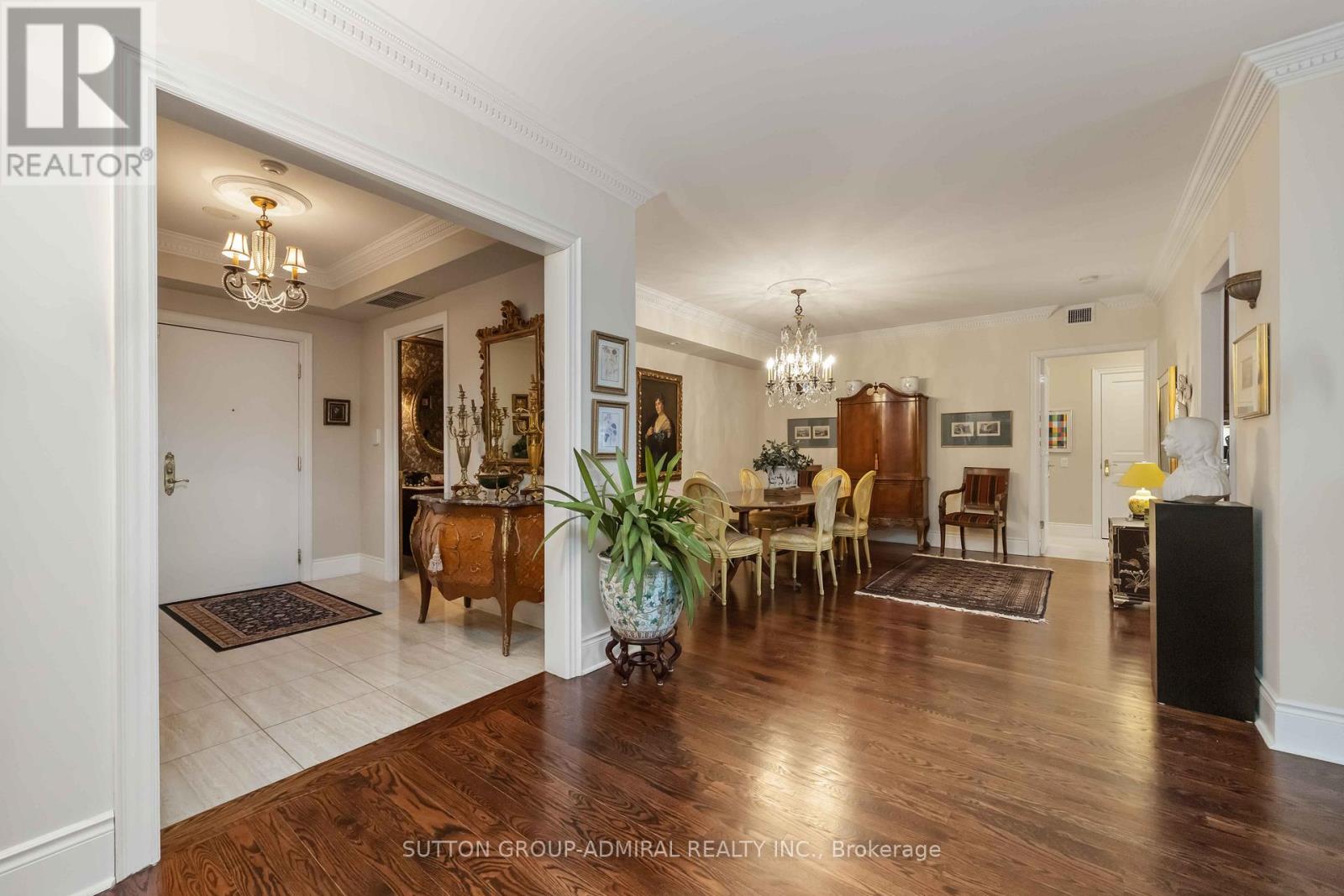 #207 7071 BAYVIEW AVENUE - 7