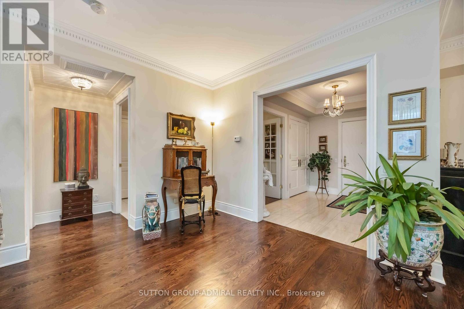 #207 7071 BAYVIEW AVENUE - 8