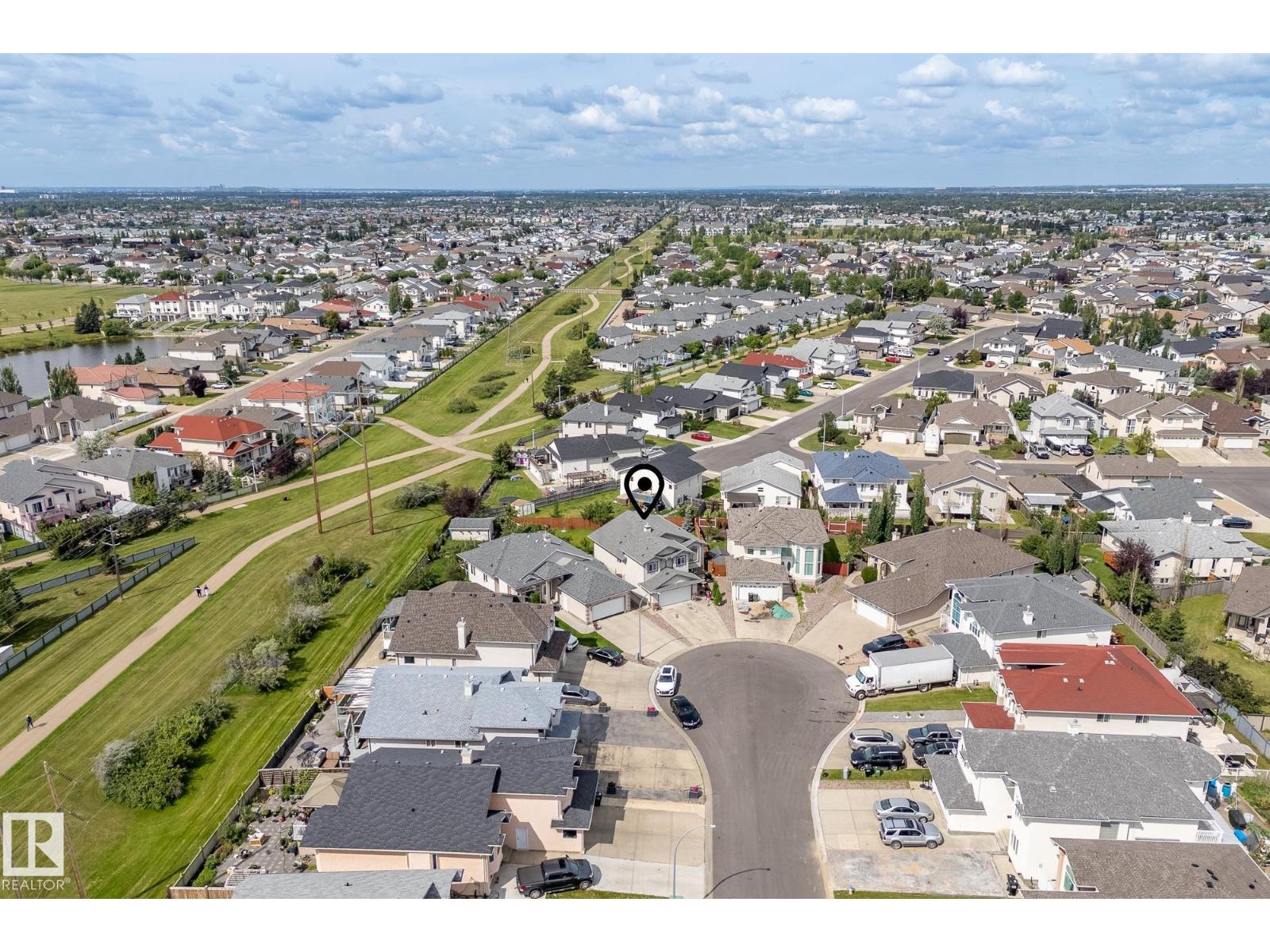 7335 164 AV NW, Edmonton