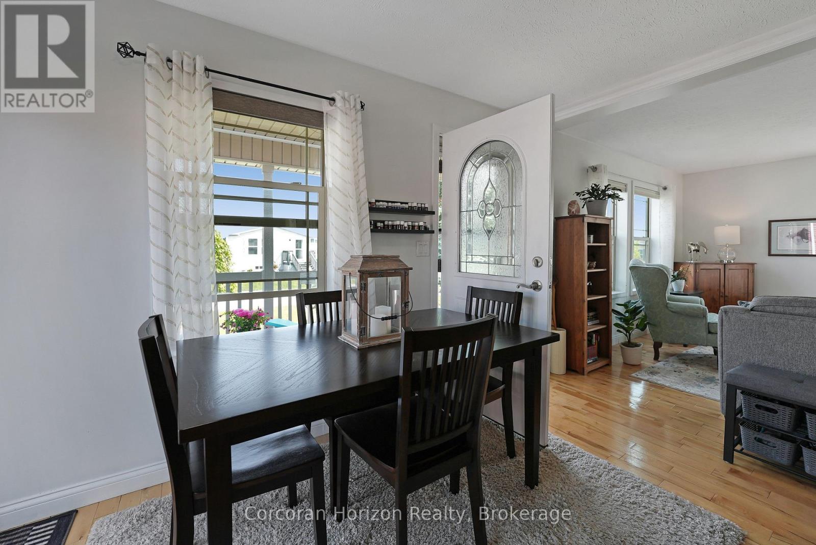 53 CREEKSIDE CIRCLE - 16