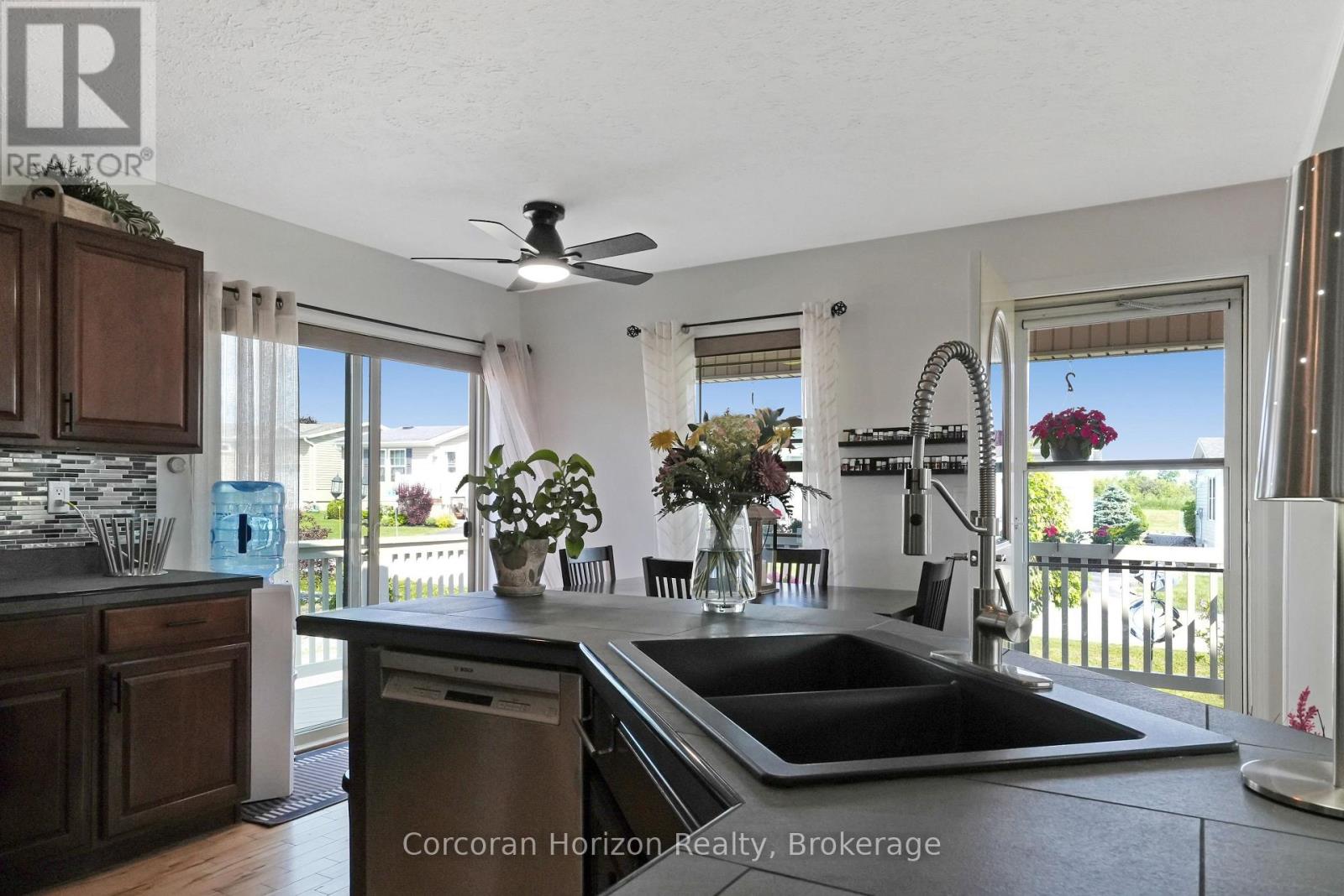 53 CREEKSIDE CIRCLE - 9
